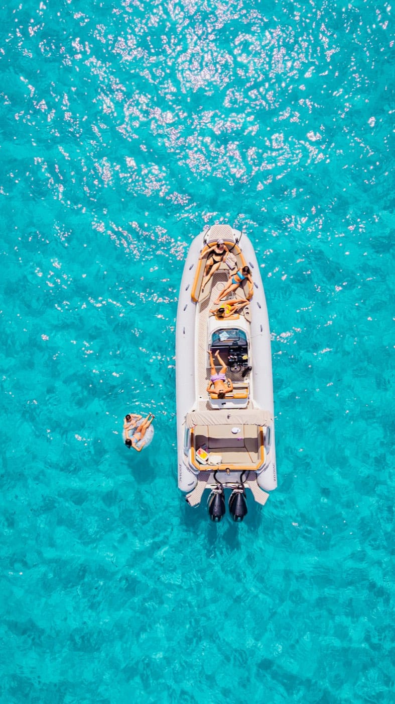 Crique aux eaux turquoise en Corse-du-Sud, au départ de Propriano